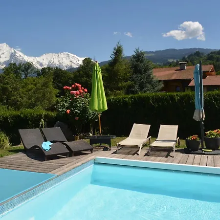 Petit Chalet Avec Piscine Vue Mt Blanc Chalet